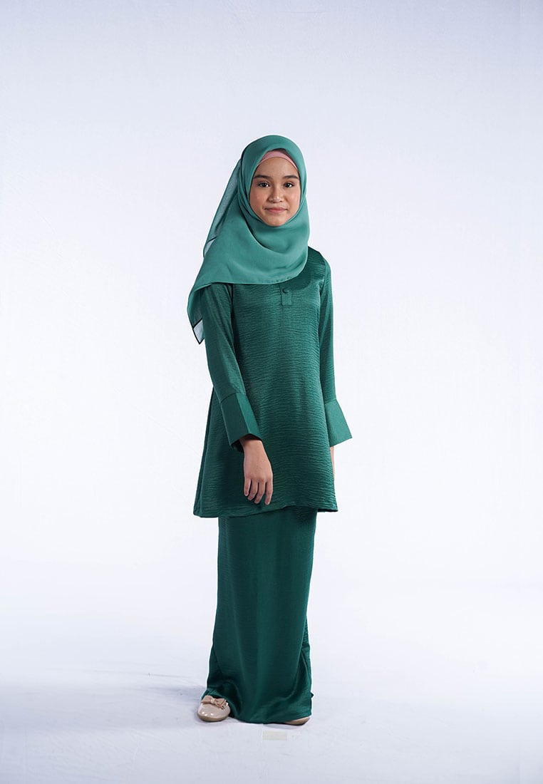 TUN TEJA BUTTONED KURUNG KIDS EMERALD GREEN